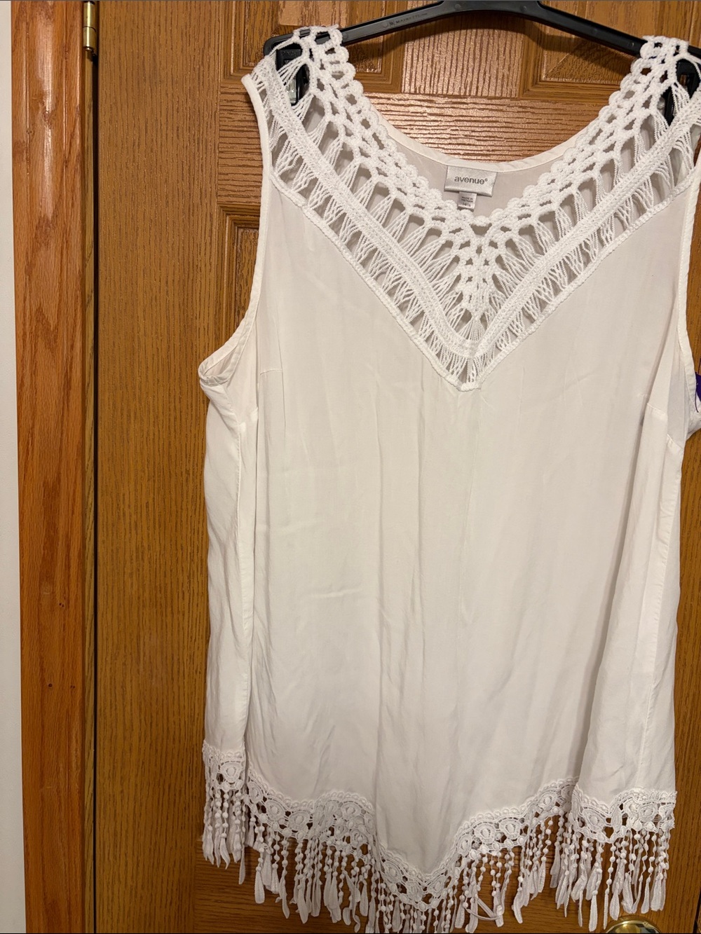 Avenue White Crochet-Trim V-Neck Sleeveless Camisole